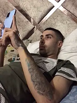 Snapshot of macg96 chatting on February 2025 03:48:01 AM macg96 online show from February 2025 03:48:01 AM