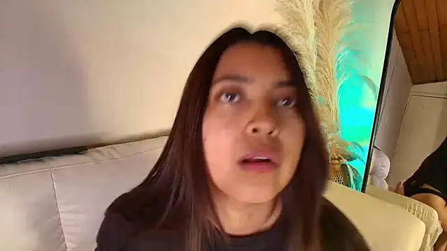 Snapshot of Rebeca_Williams_ chatting on February 2025 05:30:02 AM Rebeca Williams  online show from February 2025 05:30:02 AM