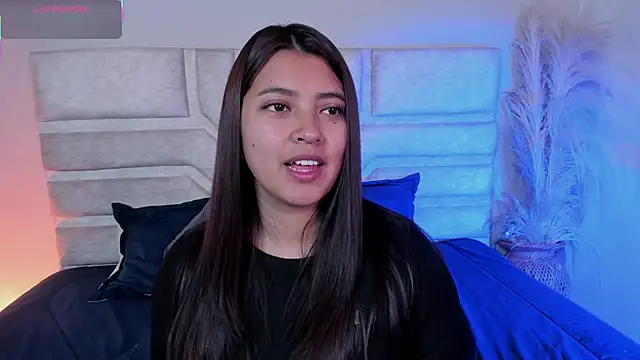 Snapshot of Rebeca_Williams_ chatting on November 2025 10:25:02 AM Rebeca Williams online show from November 2025 10:25:02 AM