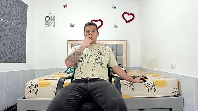 simookeler online show from October 2025 02:39:02 AM