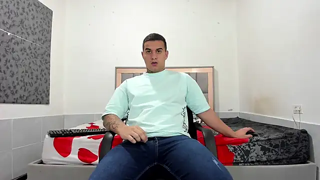 Snapshot of simookeler chatting on March 2026 11:12:01 PM simookeler online show from March 2026 11:12:01 PM