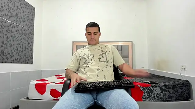 Snapshot of simookeler chatting on March 2026 11:17:02 AM simookeler online show from March 2026 11:17:02 AM