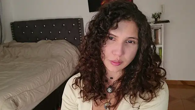 Snapshot of Sigrid- chatting on May 2026 03:04:02 AM Sigrid- online show from May 2026 03:04:02 AM