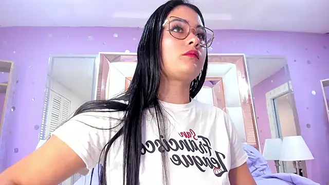 scarlette 15  online show from April 2026 12:25:01 PM