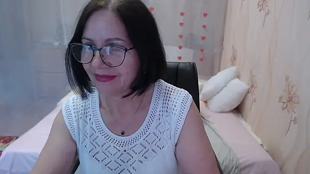 Snapshot of OlgaHottie chatting on September 2025 11:32:02 PM OlgaHottie online show from September 2025 11:32:02 PM