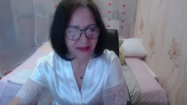 Snapshot of OlgaHottie chatting on October 2025 11:25:02 PM OlgaHottie online show from October 2025 11:25:02 PM