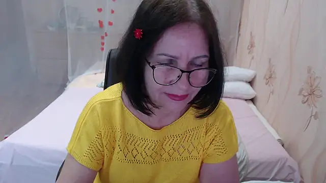 Snapshot of OlgaHottie chatting on October 2025 11:15:01 PM OlgaHottie online show from October 2025 11:15:01 PM