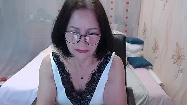 Snapshot of OlgaHottie chatting on October 2025 11:17:02 PM OlgaHottie online show from October 2025 11:17:02 PM