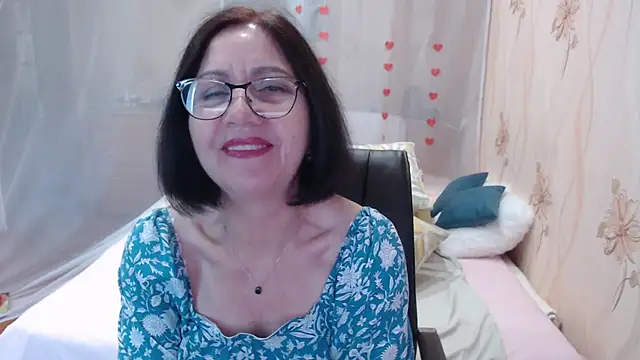 Snapshot of OlgaHottie chatting on October 2025 11:29:02 PM OlgaHottie online show from October 2025 11:29:02 PM