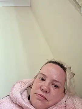 Bigbustedcurvylady online show from May 2026 12:57:02 PM
