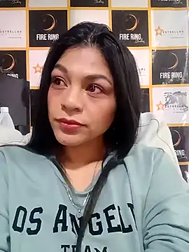 Paula Convers online show from December 2024 01:28:02 PM