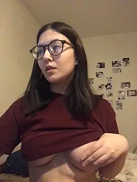 Prudie Gabriella online show from December 2024 12:27:02 PM