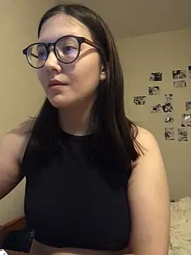 Prudie Gabriella online show from December 2024 06:56:02 PM