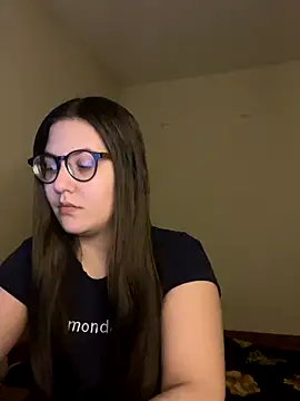 Prudie Gabriella online show from November 2025 01:26:02 AM