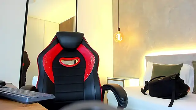 Snapshot of alma_fenix chatting on November 2025 12:41:02 PM alma fenix online show from November 2025 12:41:02 PM