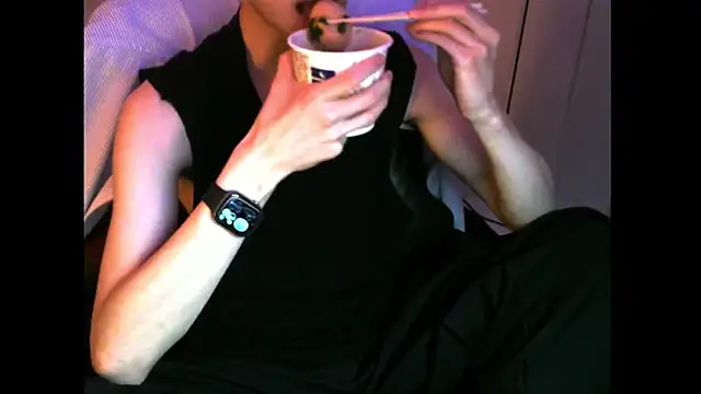 Ray175oo online show from February 2026 05:38:02 PM