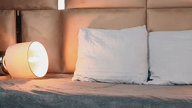 Snapshot of angelinepossy chatting on September 2025 09:18:01 PM angelinepossy online show from September 2025 09:18:01 PM