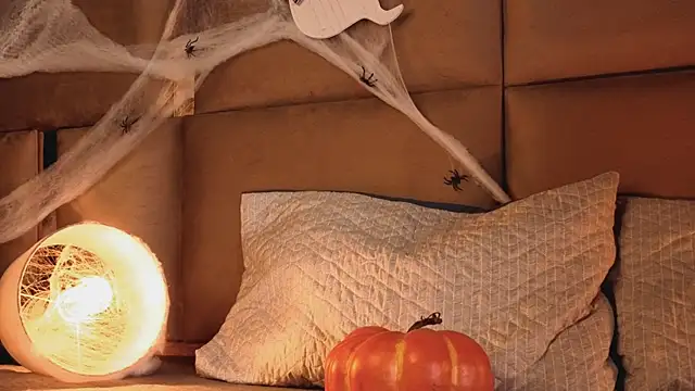 Snapshot of angelinepossy chatting on October 2025 10:00:02 PM angelinepossy online show from October 2025 10:00:02 PM