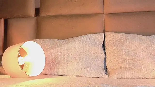 angelinepossy online show from January 2026 09:09:01 PM