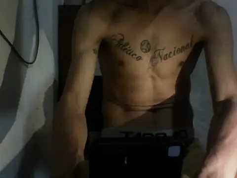 Delgadomx online show from November 2025 05:17:02 AM