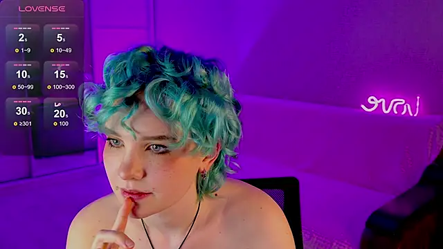 School Love online show from February 2025 04:11:02 PM