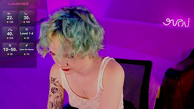 School Love online show from March 2025 04:22:01 PM