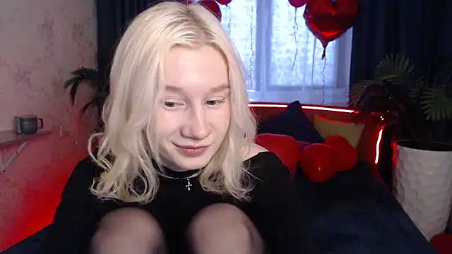 Snapshot of EnigmaSee chatting on March 2026 09:49:02 AM EnigmaSee online show from March 2026 09:49:02 AM