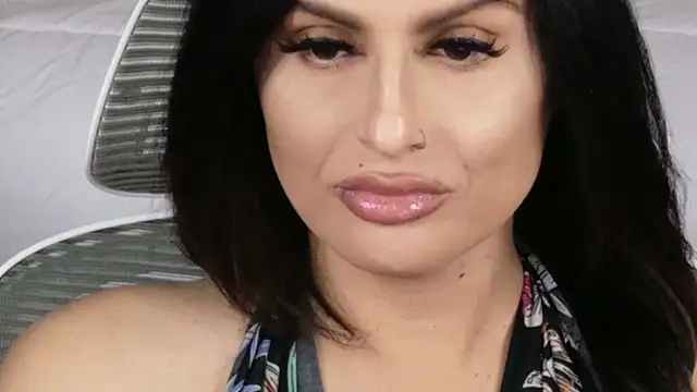 Snapshot of xprettysmilex chatting on March 2026 08:48:02 PM xprettysmilex online show from March 2026 08:48:02 PM