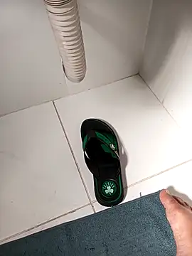 lobomisterioso13 online show from February 2025 11:39:02 AM