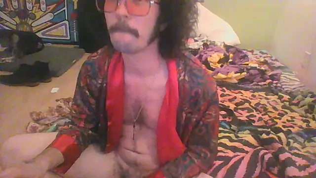 Snapshot of HippieBWC4U chatting on January 2025 03:06:01 PM HippieBWC4U online show from January 2025 03:06:01 PM