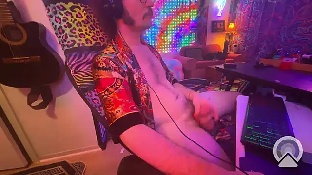 Snapshot of HippieBWC4U chatting on March 2025 02:46:02 PM HippieBWC4U online show from March 2025 02:46:02 PM