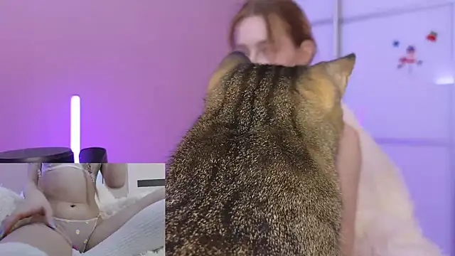 Snapshot of MichaDenver chatting on February 2025 06:08:02 PM MichaDenver online show from February 2025 06:08:02 PM