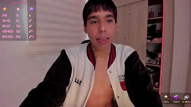 aldrinwhite online show from February 2025 06:15:02 PM