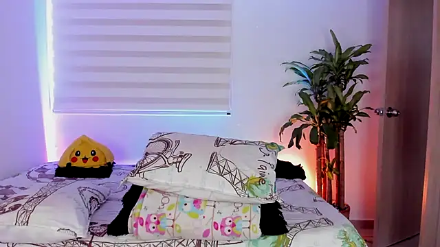 aldrinwhite online show from October 2025 04:46:01 PM