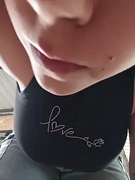 Mommy-Hot online show from June 2026 12:53:01 PM