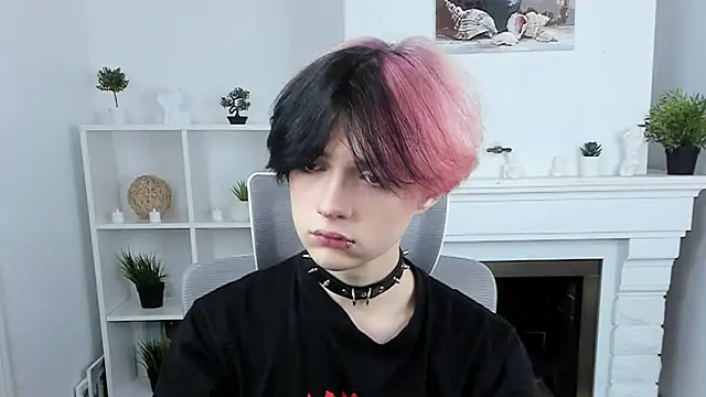 Justin Care online show from September 2025 08:34:02 PM