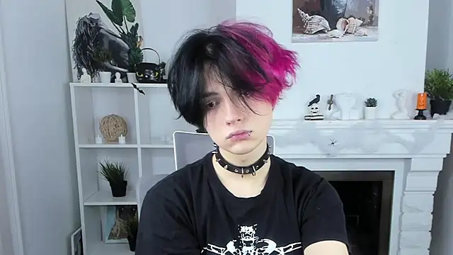 Justin Care online show from October 2025 12:27:01 PM