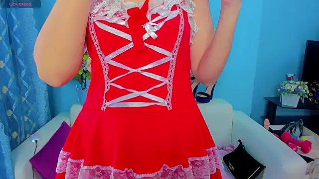 LindaaLu online show from May 2026 02:39:01 AM