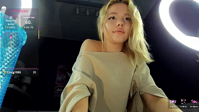 Anna Robinson online show from September 2025 01:28:02 AM