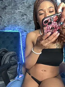 Snapshot of Melany_Williams chatting on February 2025 04:31:01 PM Melany Williams online show from February 2025 04:31:01 PM