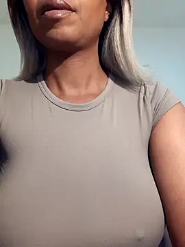 Snapshot of realsquirter chatting on February 2026 09:39:01 AM realsquirter online show from February 2026 09:39:01 AM