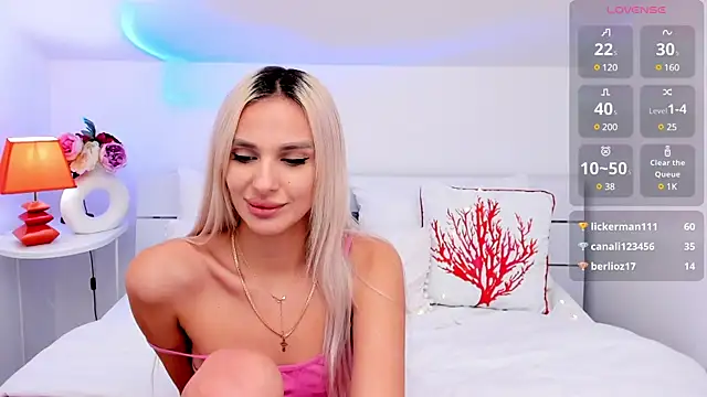 MissLoou online show from December 2024 10:01:02 AM