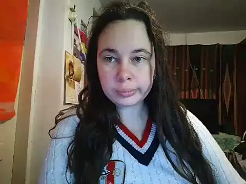 Snapshot of Cora_Maro chatting on November 2025 12:31:02 AM Cora Maro online show from November 2025 12:31:02 AM