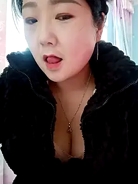 Snapshot of AHL756 chatting on January 2025 02:11:01 AM AHL756 online show from January 2025 02:11:01 AM