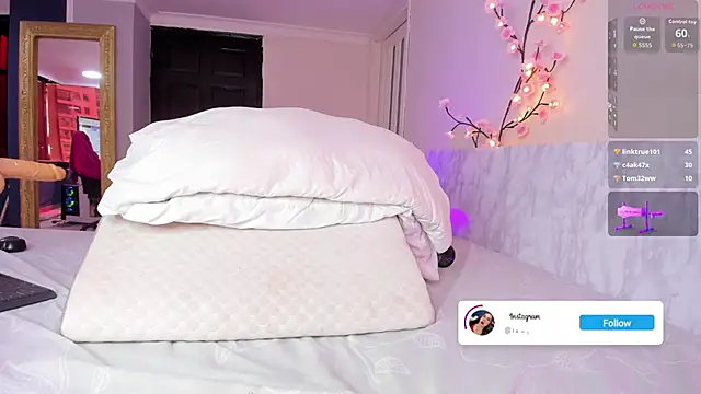 charolbruce 1 online show from January 2026 05:27:02 PM