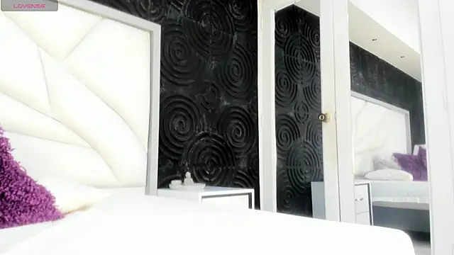 AbigailWilliams  online show from November 2025 11:10:02 AM