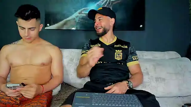 Crhis N Derek online show from January 2025 12:05:02 AM