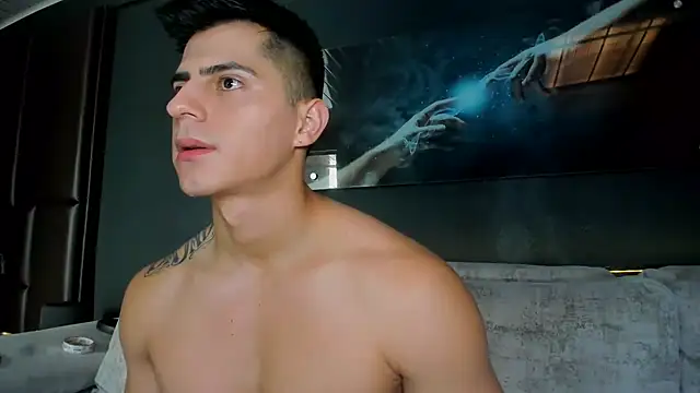 Crhis N Derek online show from February 2025 04:14:01 PM