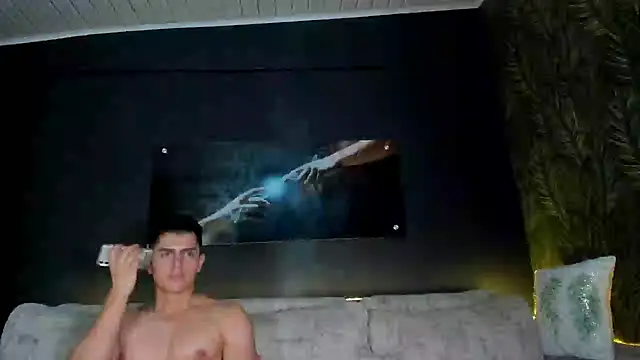 Crhis N Derek online show from February 2025 07:16:01 PM