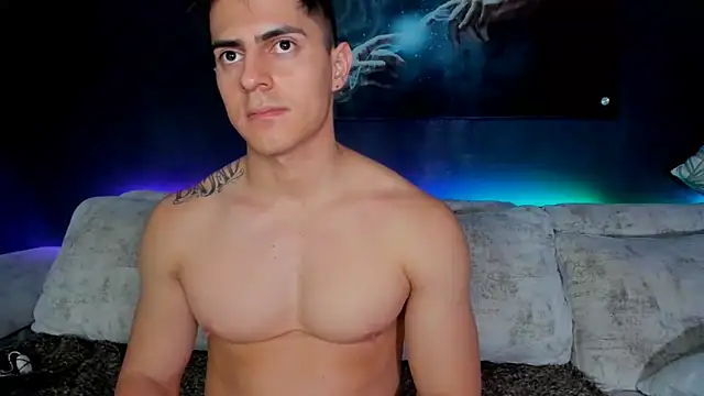 Crhis N Derek online show from March 2025 07:29:02 PM